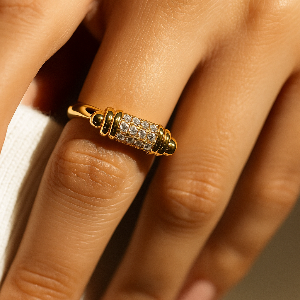 Stellar Rotating Ring