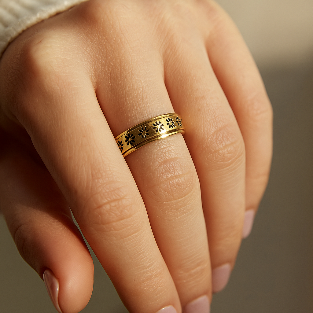 Bloom Rotating Ring