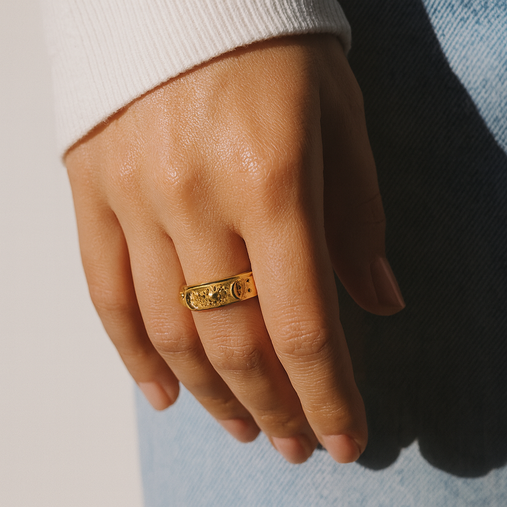 Solara Rotating Ring